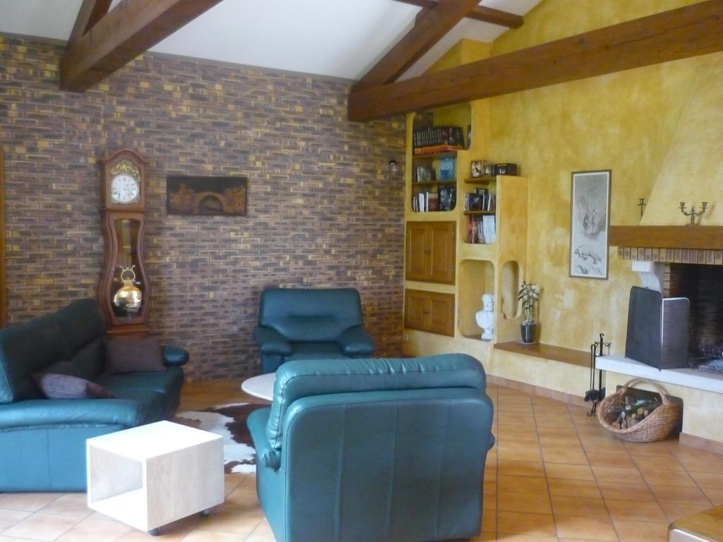 Parc De La Charmille Bed & Breakfast Saint-Etienne-sur-Reyssouze Bagian luar foto